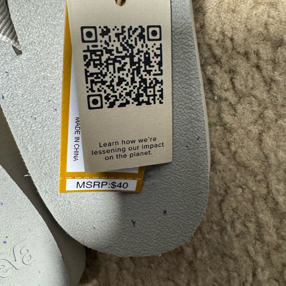NWT-  Teva  Women’s Reflip - Picture 4 of 5